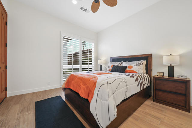 79840 Rancho La Quinta Drive, La Quinta CA: https://media.crmls.org/mediaz/8941e2e5-182c-43ac-a6dc-7df103e87fbb.jpg