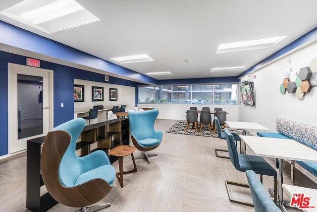 245 PINE Avenue, Long Beach CA: https://media.crmls.org/mediaz/894359e5-fe82-459e-832b-b19fe57771ad.jpg