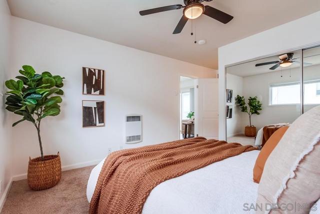 2020 Diamond St, San Diego CA: https://media.crmls.org/mediaz/89438f21-a7b7-486c-9197-e01bd659dc7b.jpg