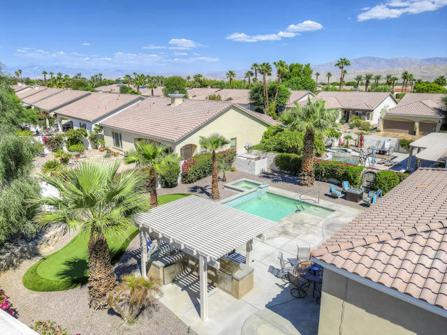 80174 Camino San Mateo, Indio CA: https://media.crmls.org/mediaz/8944c8f2-64b6-4f9f-93b5-653d9d43f96c.jpg