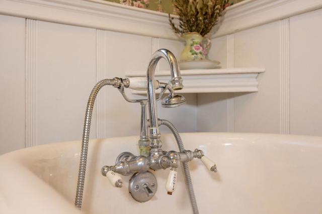 Image 41 of 62 For 393 Stage Road