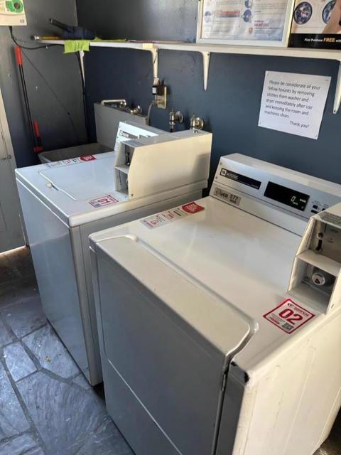 3203 Myles Court, San Jose CA: https://media.crmls.org/mediaz/8944e9a4-9ced-44f2-aed3-c0629fd70bc4.jpg
