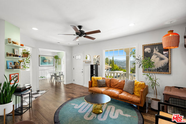2321 Lake View Avenue, Los Angeles CA: https://media.crmls.org/mediaz/8945af48-5282-4679-9beb-f5a8c8e2ec87.jpg