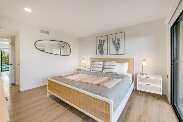 73879 Club Circle Dr, Palm Desert CA: https://media.crmls.org/mediaz/894709e0-3015-4169-bdb6-9b1ce2a216b0.jpg