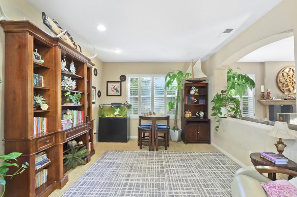1747 Oriole Ct - photo 15