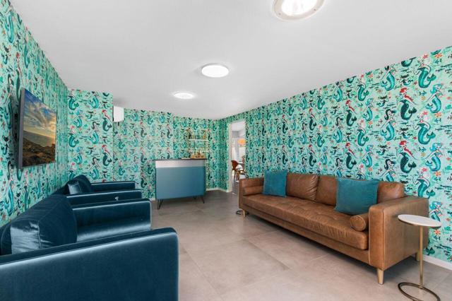 411 E Racquet Club Road, Palm Springs, CA 92262