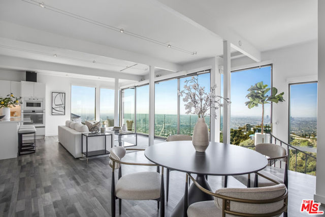 8506 Magnolia Drive, Los Angeles CA: https://media.crmls.org/mediaz/8948f6b5-d645-48ac-8f1b-ef79e34096dc.jpg