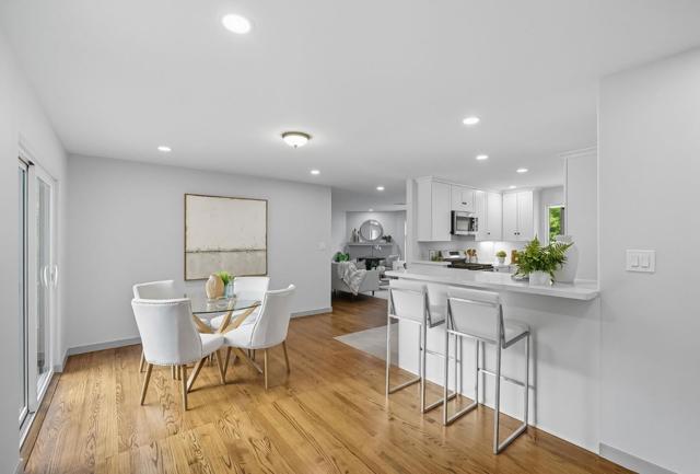 771 Sunshine Drive, Los Altos CA: https://media.crmls.org/mediaz/8949757d-7a7f-4ee5-a603-79c945fddb40.jpg