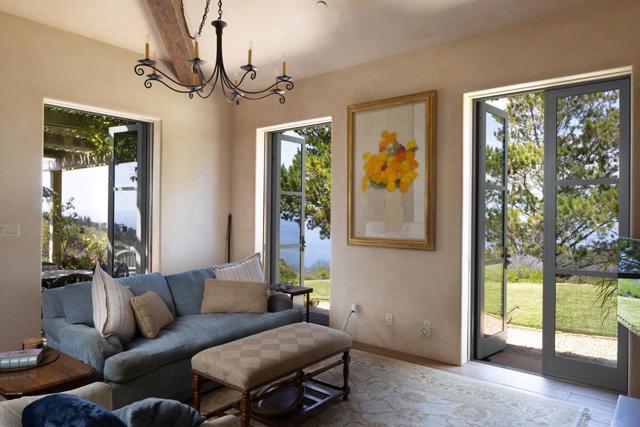 3200 Red Wolf Drive, Carmel CA: https://media.crmls.org/mediaz/8949a780-dad3-47f7-af0c-ca4f480062f1.jpg