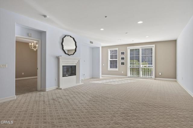 1423 Windshore Way, Oxnard CA: https://media.crmls.org/mediaz/8949b6c0-eee6-4943-a3f4-3b9571891fdb.jpg