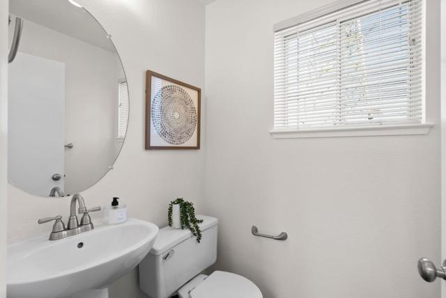 394 Genoa Drive,  CA: https://media.crmls.org/mediaz/8949fa71-722b-41bd-b2c8-f0afca06c6db.jpg