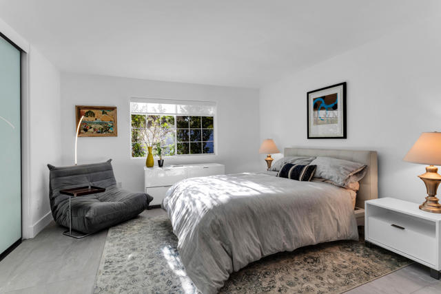 Image 18 of 40 For 74797 Cove Drive