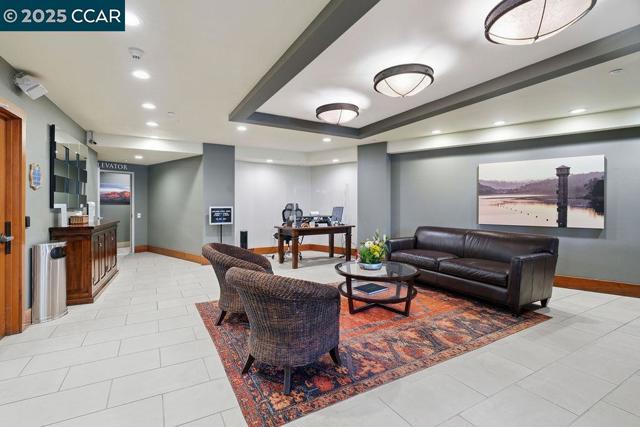 1315 Alma Ave, Walnut Creek CA: https://media.crmls.org/mediaz/894a801f-c905-45ce-b3e5-c524b32b1f5a.jpg