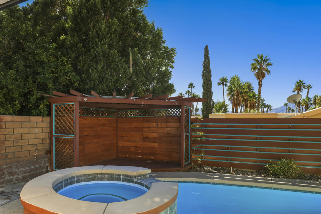 MLS #219138038PS image #22