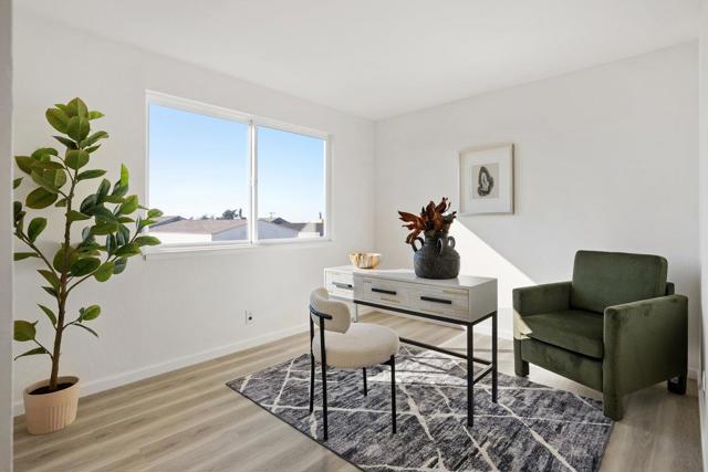 15 Eastridge Circle, Pacifica CA: https://media.crmls.org/mediaz/894b2792-6ac7-4d2e-812c-0f76256236ba.jpg