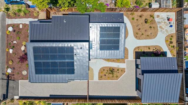 334 Anchorage Avenue, Santa Cruz CA: https://media.crmls.org/mediaz/894b4682-1a26-40e4-8444-ce2d2394d331.jpg