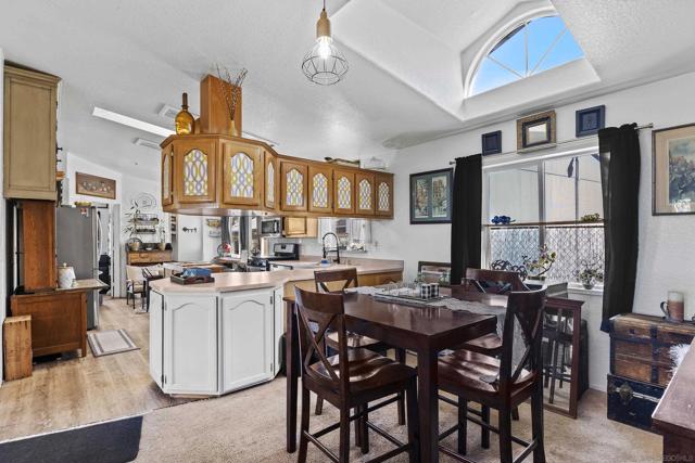 300 Thornton Dr, El Cajon CA: https://media.crmls.org/mediaz/894b7064-f1e1-404c-8f59-b65db627b41b.jpg