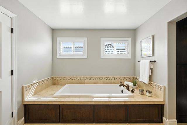 270 Oakview Drive, San Carlos CA: https://media.crmls.org/mediaz/894dc939-7cf4-485b-b8eb-c419c7e3f79c.jpg