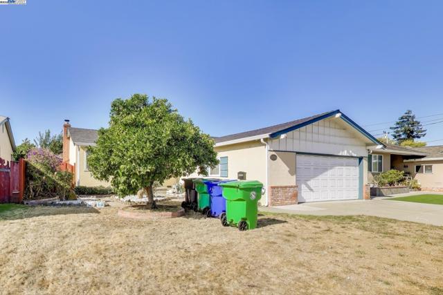 Image 3 of 37 For 15535 Sedgeman St