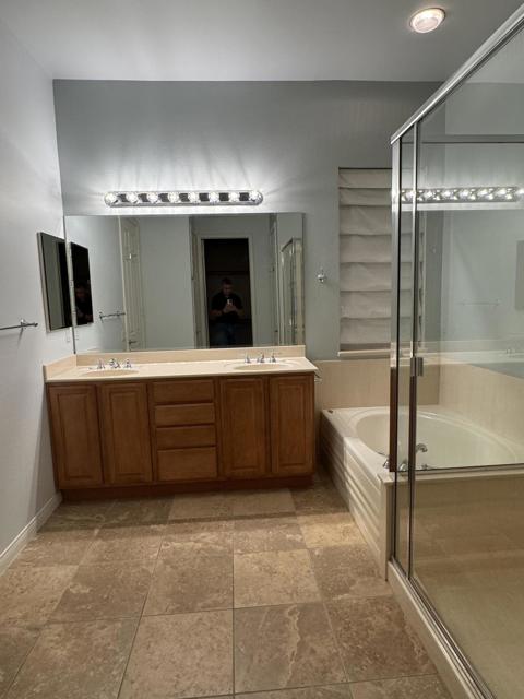 80880 Avenida Santa Regina, Indio CA: https://media.crmls.org/mediaz/894e264e-911b-4824-99da-5d8a9f6d911a.jpg