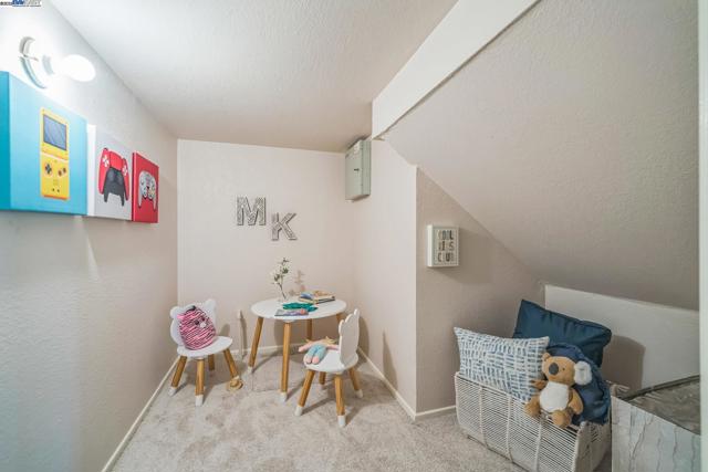 1138 Walpert St., Hayward CA: https://media.crmls.org/mediaz/894e2ab5-0ae9-49e3-ac81-9fed4f2da317.jpg