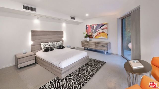 1169 Loma Linda Drive, Beverly Hills CA: https://media.crmls.org/mediaz/894e54ca-bef5-436f-9ca5-244b92a4daec.jpg