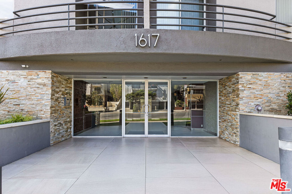 1617 S Beverly Glen Boulevard #204