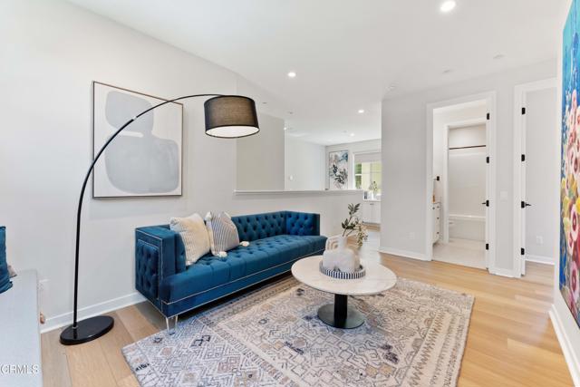 34 Miren Place, Arcadia CA: https://media.crmls.org/mediaz/894ef0cc-4c6c-4e6d-9e17-98ae85b130c5.jpg