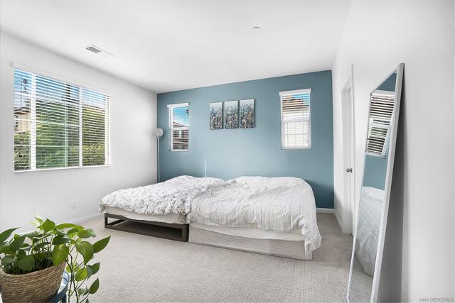 1716 Moon Orchid Ave, Chula Vista CA: https://media.crmls.org/mediaz/894f14c4-2a2d-4710-9be8-3cea7b579a43.jpg