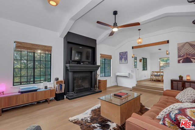 17832 Little Tujunga Canyon Road, Santa Clarita CA: https://media.crmls.org/mediaz/894f2c00-bd37-42d2-aae5-5795337aefd2.jpg