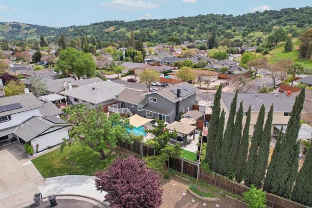 783 Dubanski Drive, San Jose CA: https://media.crmls.org/mediaz/894f457b-34d3-4dcc-be58-e54a8ca0ed4c.jpg