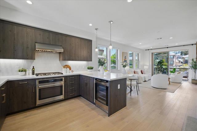 332 Marquetta Circle, Mountain View CA: https://media.crmls.org/mediaz/894f71b6-75a3-4e91-a093-fcda0b6bda6d.jpg