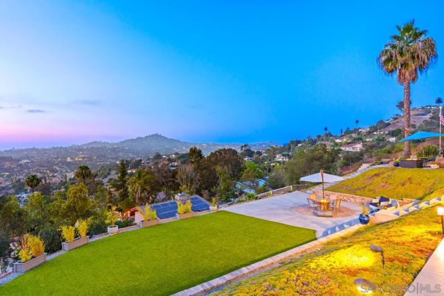 9420 Crest Drive, Spring Valley CA: https://media.crmls.org/mediaz/894ff3d9-c55a-438e-9497-f89a8617e20e.jpg