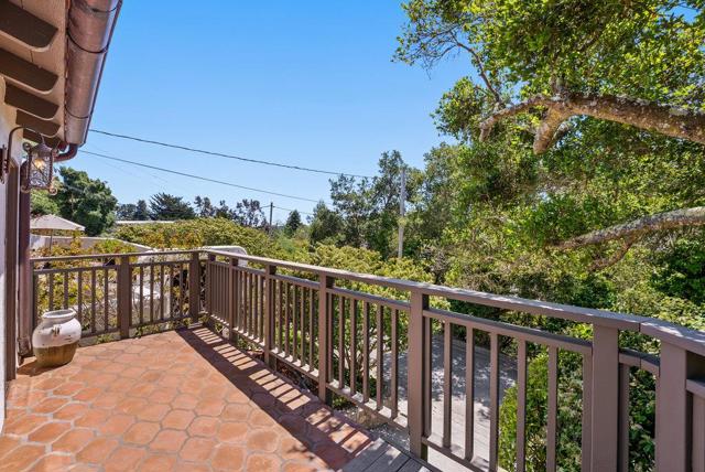 547 Monterey, Aptos CA: https://media.crmls.org/mediaz/8951b700-5c6a-4c57-ac52-b393601b84d7.jpg