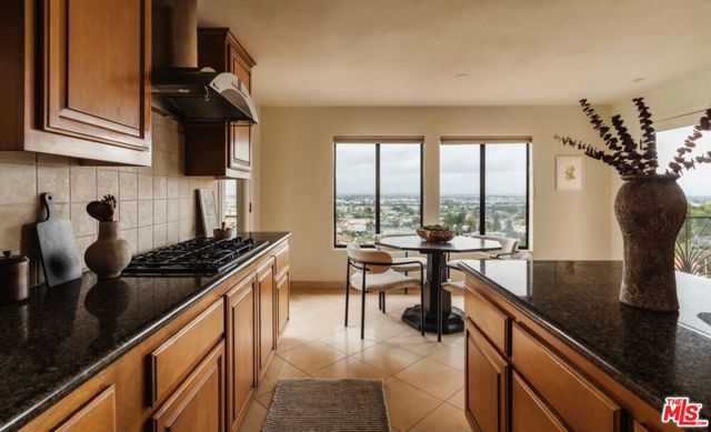 3837 Paseo De Las Tortugas, Torrance CA: https://media.crmls.org/mediaz/8952d88e-fe83-4060-bdab-45f9cf929cc0.jpg