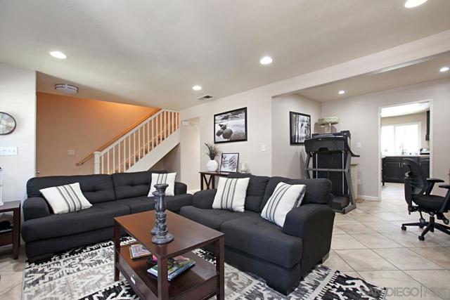 1651 S Juniper Street, Escondido CA: https://media.crmls.org/mediaz/8954f880-e02e-4b26-82c0-9461cdca9844.jpg