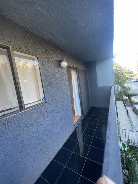 1355 North Sierra Bonita Avenue, 204 photo 19