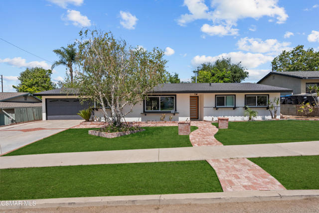 3167 Waco Avenue, Simi Valley CA: https://media.crmls.org/mediaz/89561f63-0527-4d79-8143-e297ae1a044c.jpg