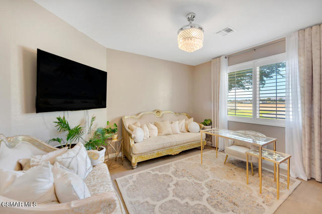 7142 W Avenue A4, Lancaster CA: https://media.crmls.org/mediaz/8956c9f2-0292-4497-bfa9-bec4a4bfe886.jpg