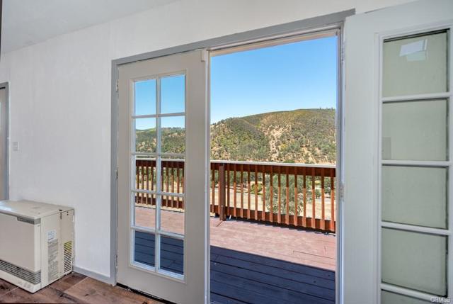 2399 Indian Hill Road, Clearlake Oaks CA: https://media.crmls.org/mediaz/8957d8b1-da4f-468b-aaaa-575d55dfef7c.jpg