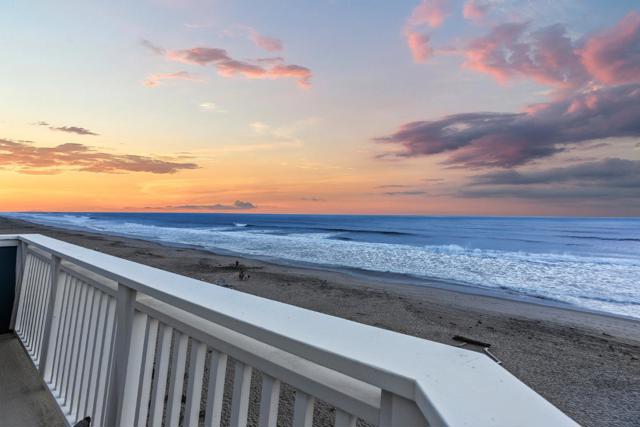 805 The Shore Line, La Selva Beach CA: https://media.crmls.org/mediaz/89580a16-9f2c-49b9-9037-c77f9f9b8f6a.jpg
