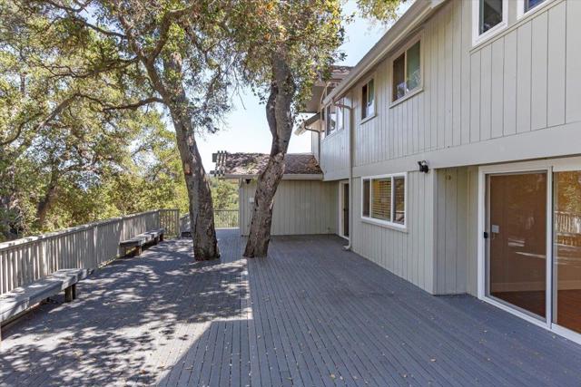 13434 Old Oak Way, Saratoga CA: https://media.crmls.org/mediaz/89580f93-8fd4-4358-be44-3d6dea146ae2.jpg