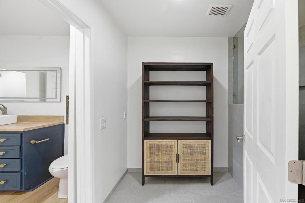 1092 Fresno St - photo 19