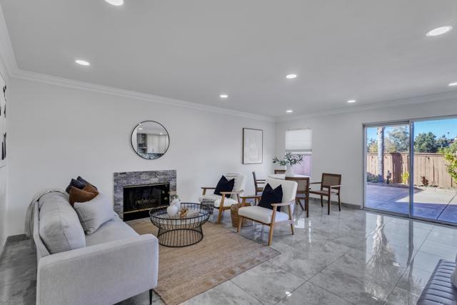 Detail Gallery Image 6 of 45 For 13740 Gateway View Dr, El Cajon,  CA 92021 - 4 Beds | 2/1 Baths