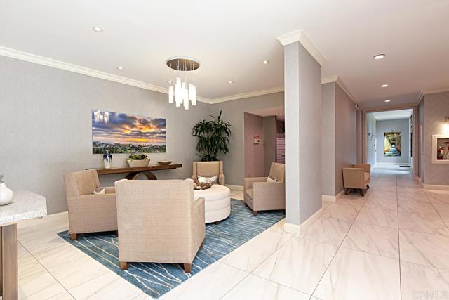 2500 Torrey Pines Rd, La Jolla CA: https://media.crmls.org/mediaz/895aeb06-1940-421d-93d4-d8a906629889.jpg