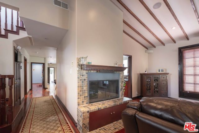 1724 S Genesee Avenue, Los Angeles CA: https://media.crmls.org/mediaz/895ba25f-e465-4bcc-b93c-475e38536206.jpg
