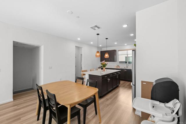 Detail Gallery Image 43 of 65 For 5485 Seacliff Pl #106,  San Diego,  CA 92154 - 3 Beds | 2 Baths