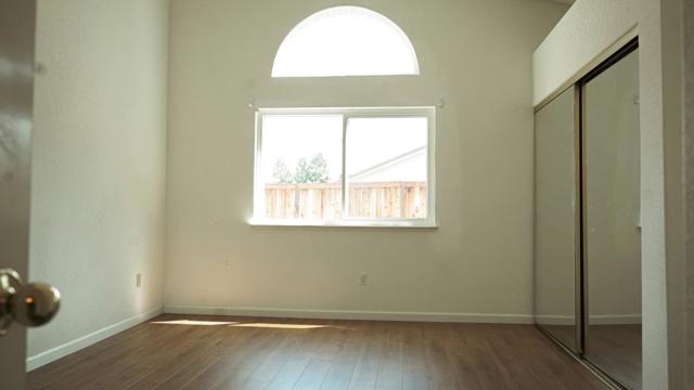 5486 Deer Run Drive, El Sobrante CA: https://media.crmls.org/mediaz/895e6a98-7b97-4835-a754-2745267ab891.jpg