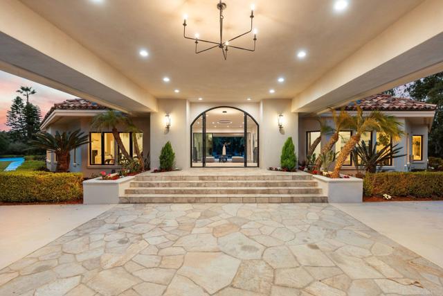 Detail Gallery Image 4 of 25 For 4647 Rancho Reposo, Del Mar,  CA 92014 - 4 Beds | 3/1 Baths