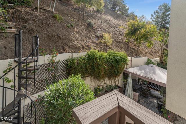 Detail Gallery Image 25 of 41 For 4558 Jessica Dr, Los Angeles,  CA 90065 - 3 Beds | 2/1 Baths